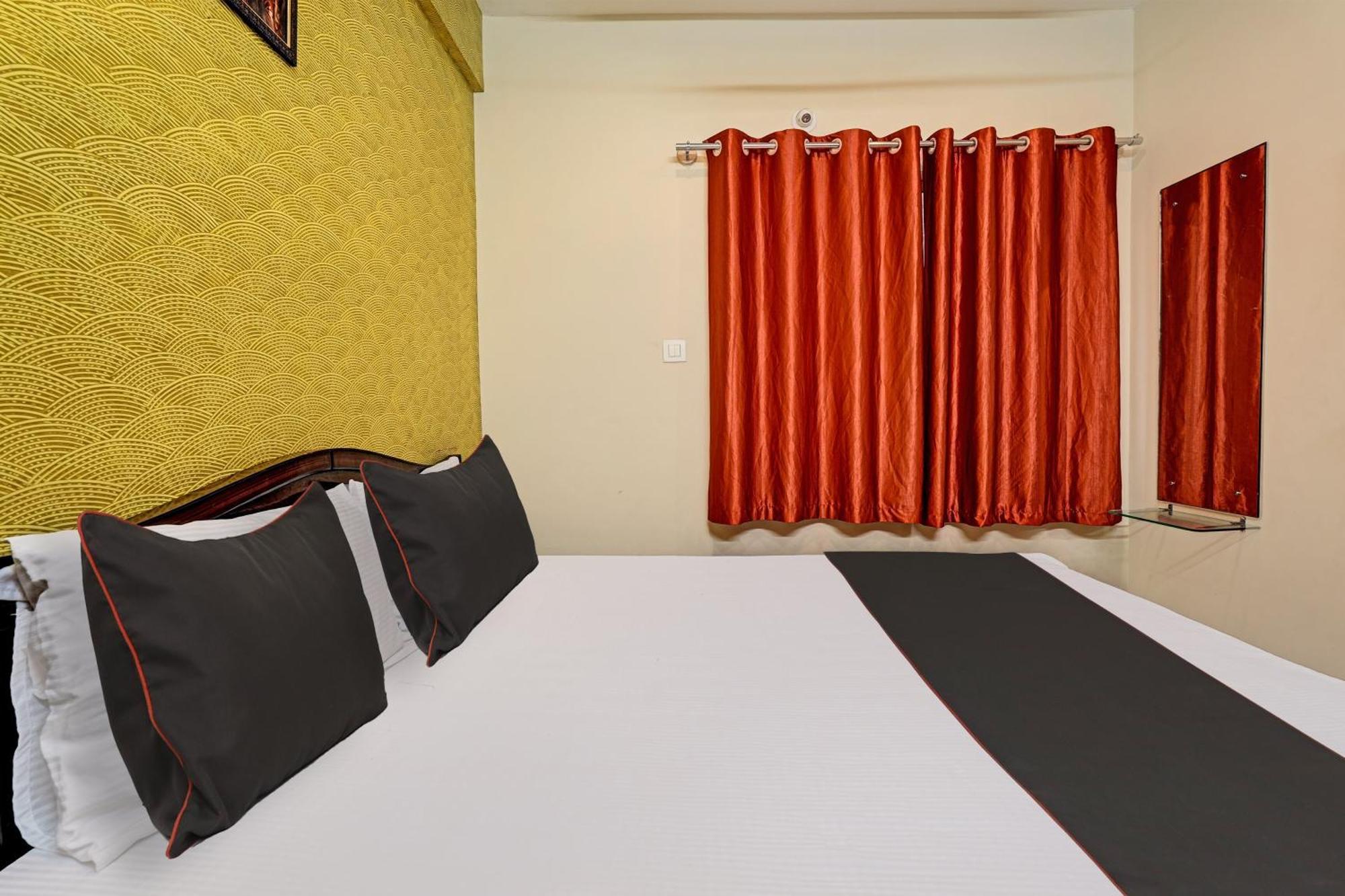 Hotel O Maruthi Residency Bangalore Exteriör bild